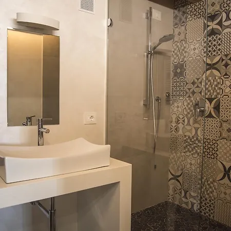 Michela Bb & Relais Bed & Breakfast Lonato Exterior photo