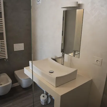 Michela Bb & Relais Bed & Breakfast Lonato Exterior photo